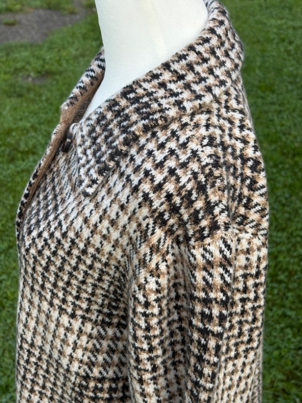J. Jill Houndstooth Button-Front Plaid Sweater Jacket Coat, Size Medium, NWT - Picture 3 of 10